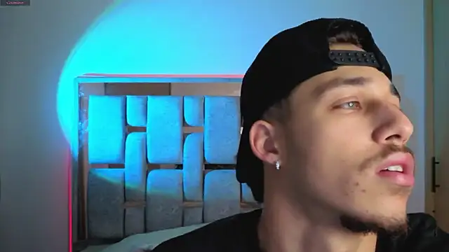 Snapshot of orionblaze69_ chatting on 02.10.26 orionblaze69 online show from 02.10.26