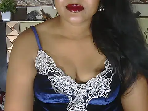 Snapshot of hotee_bhabi chatting on 06.18.26 hotee bhabi online show from 06.18.26