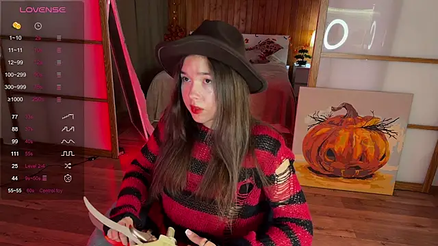 PlumyBun online show from 10.31.25