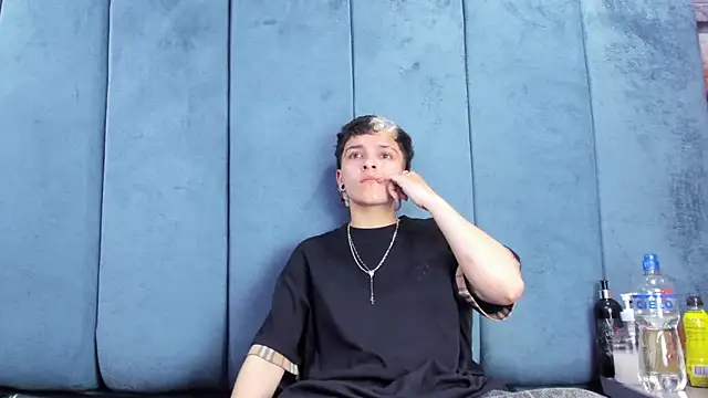 Megan Thompson  online show from 04.16.26