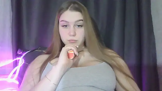 yourhoney Lola  online show from 01.12.26