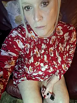 Snapshot of Bouncy-Bella28X chatting on 02.24.26 Bouncy-Bella28X online show from 02.24.26