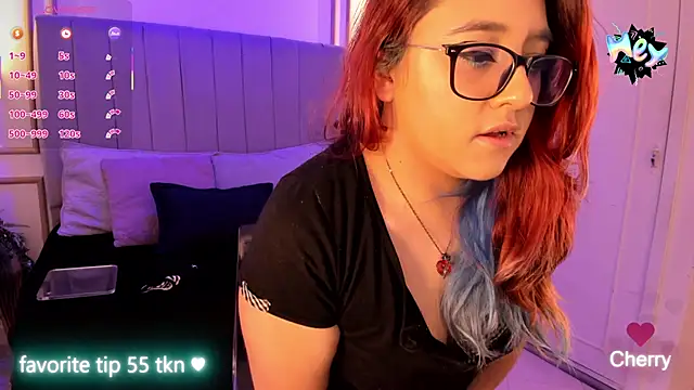 Snapshot of Cherry_blush_ chatting on 09.29.25 Cherry blush  online show from 09.29.25