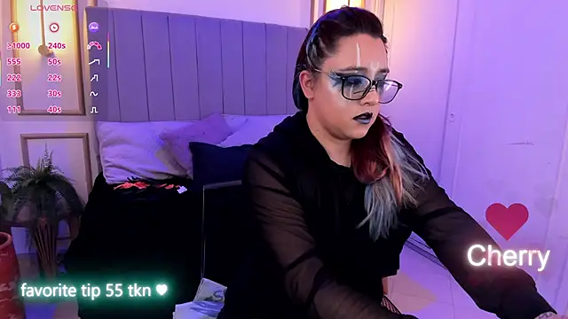 Snapshot of Cherry_blush_ chatting on 10.09.25 Cherry blush  online show from 10.09.25