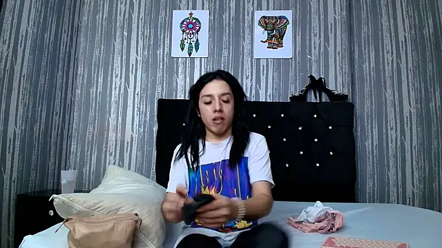 Alicee Moonn online show from 10.04.25