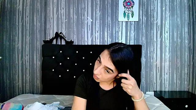 Alicee Moonn online show from 01.14.26