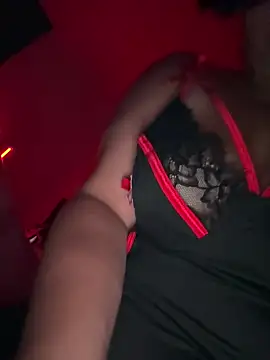 Snapshot of dc353 chatting on 10.09.25 dc353 online show from 10.09.25