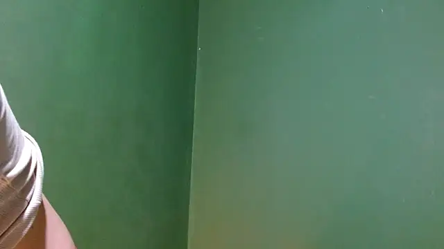 Roxiehood online show from 09.19.25