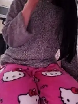 Snapshot of Hottiesophie chatting on 03.17.26 Hottiesophie online show from 03.17.26