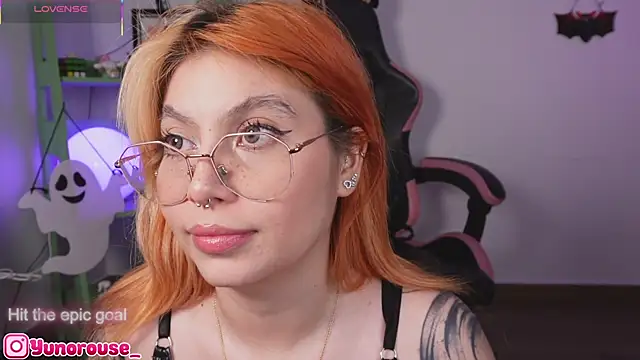 YunoRose  online show from 11.10.25