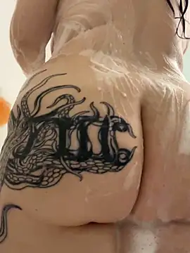 Alix Valentine online show from 09.22.25