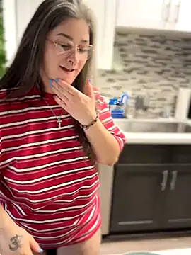 Alix Valentine online show from 09.25.25