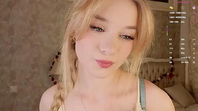Snapshot of Emma_Frosty chatting on 04.24.26 Emma Frosty online show from 04.24.26
