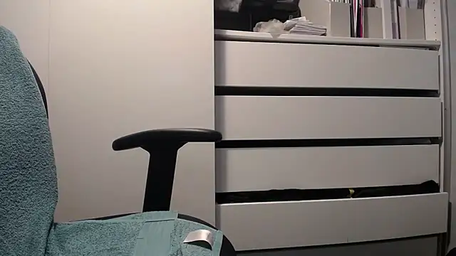 Colbaker6969 online show from 12.19.25