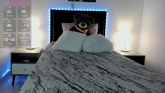  alana grey  online show from 02.10.26