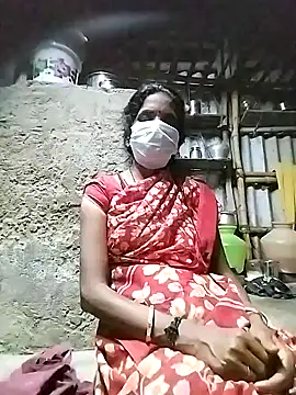 Snapshot of Tamilauntyhot chatting on 10.25.25 Tamilauntyhot online show from 10.25.25