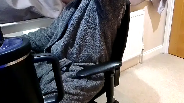 Snapshot of rogamuffin chatting on 02.14.26 rogamuffin online show from 02.14.26