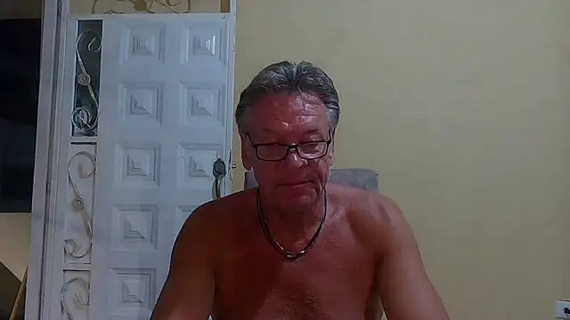 Unique X perience online show from 03.18.26