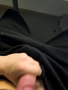 Snapshot of Monsterboy18 chatting on 12.03.25 Monsterboy18 online show from 12.03.25