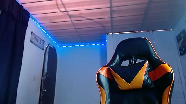 Abbiprada online show from 09.30.25