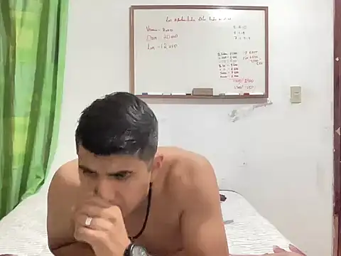 juicysmalls online show from 12.02.25