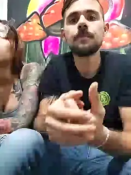 parejajuguetona420 online show from 11.23.25