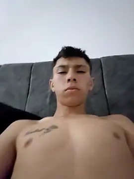 Snapshot of Flacoxlx chatting on 11.28.25 Flacoxlx online show from 11.28.25