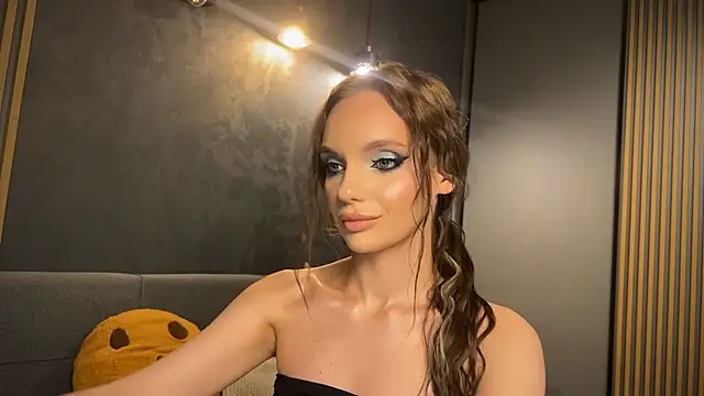 litlle angelll online show from 10.09.25