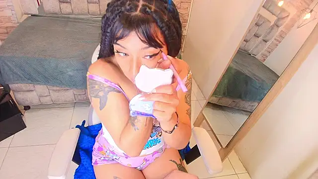 Soleil 66 online show from 11.25.25