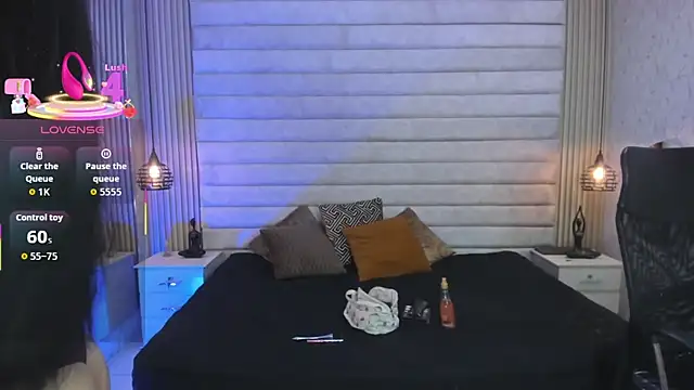 VictoriaaBlair online show from 02.22.26