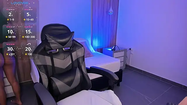 megara x  online show from 11.19.25