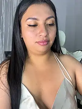 Snapshot of Issa_Santana chatting on 06.26.26 Issa Santana online show from 06.26.26