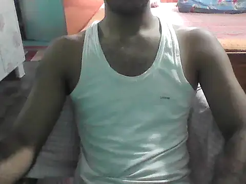 Snapshot of darkbluemoon chatting on 10.15.25 darkbluemoon online show from 10.15.25