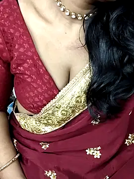 Snapshot of Hotty_Sonali chatting on 04.21.26 Hotty Sonali online show from 04.21.26