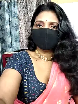 Snapshot of Hotty_Sonali chatting on 05.13.26 Hotty Sonali online show from 05.13.26