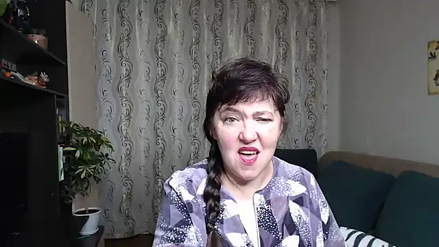 Illusionq online show from 09.26.25