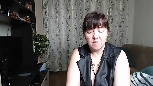 Illusionq online show from 10.10.25