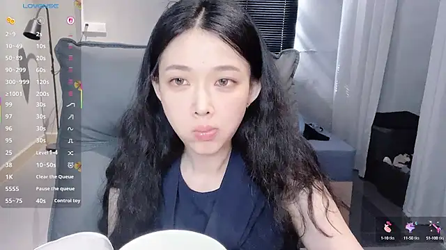 NiNi-baby520 online show from 10.03.25