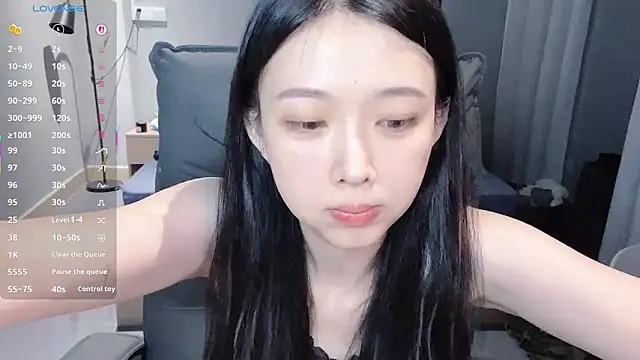 NiNi-baby520 online show from 10.14.25