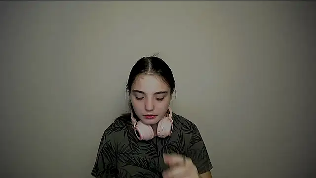 Sun Shine   online show from 09.26.25