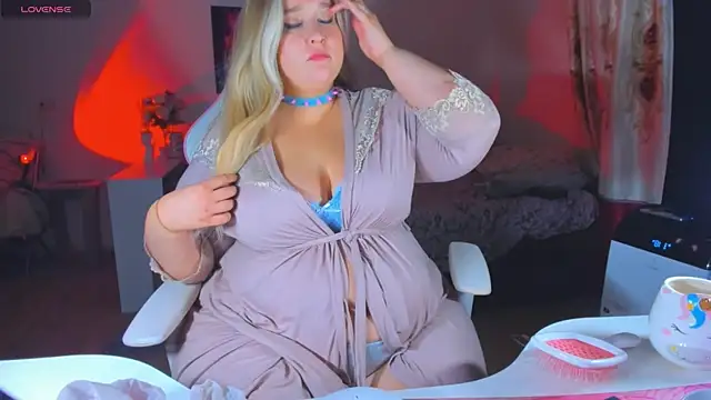 Snapshot of VanessaHayees chatting on 07.19.26 VanessaHayees online show from 07.19.26