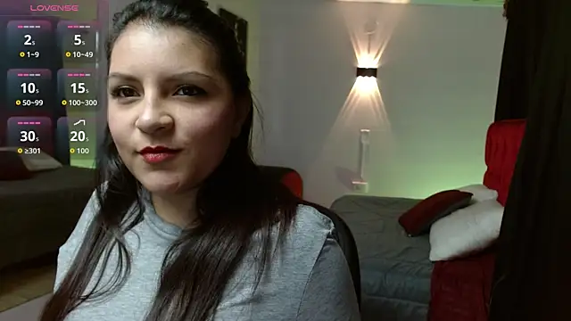 Snapshot of Sahamara_07 chatting on 09.10.25 Sahamara 07 online show from 09.10.25