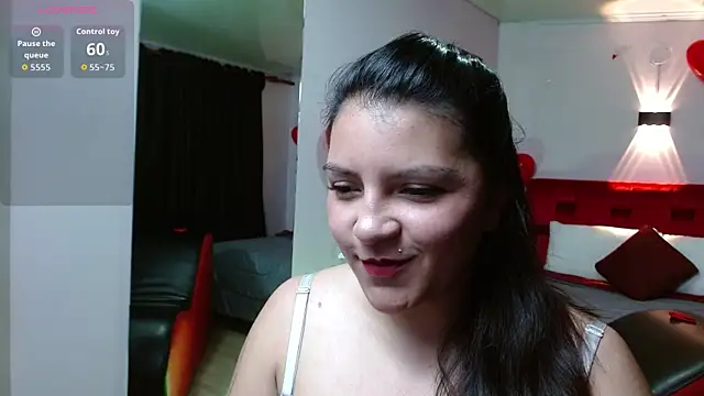 Snapshot of Sahamara_07 chatting on 09.15.25 Sahamara 07 online show from 09.15.25