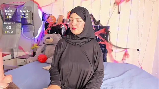 Dana-Alabi online show from 10.29.25