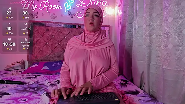 Dana-Alabi online show from 03.05.26