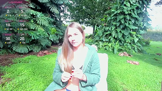 Angiehuston1 online show from 11.10.25