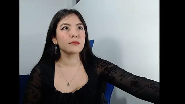 Snapshot of EloiseJun chatting on 04.24.26 EloiseJun online show from 04.24.26