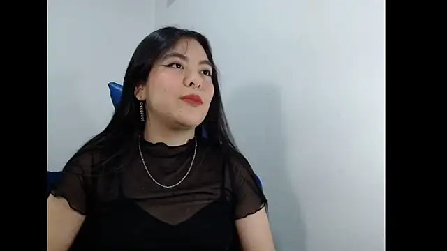 Snapshot of EloiseJun chatting on 05.06.26 EloiseJun online show from 05.06.26