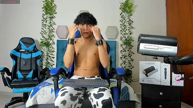  taylor black online show from 09.30.25