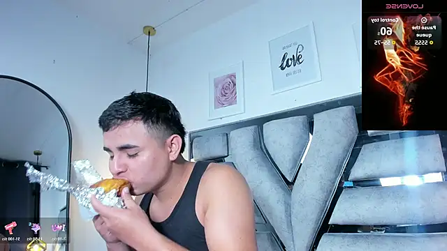 lianfox  online show from 04.15.26